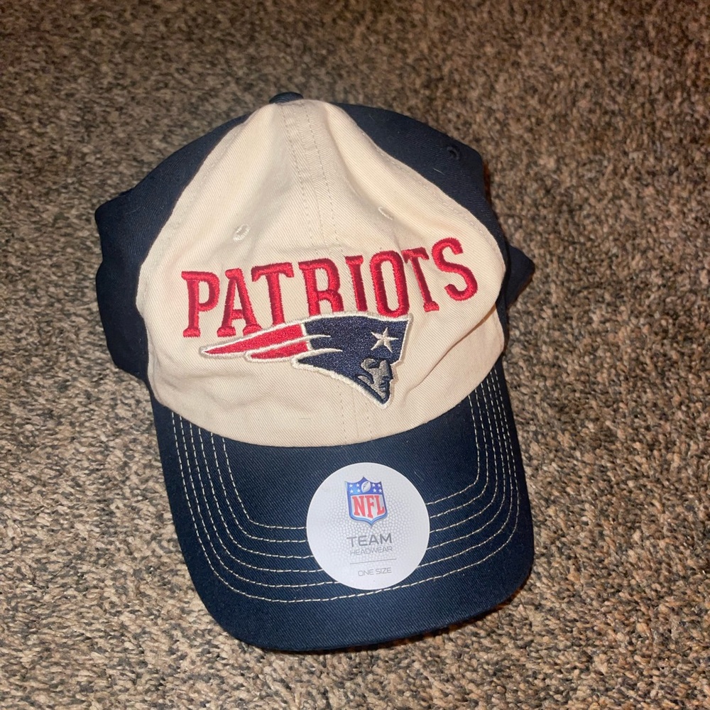 NFL Patriots Cap in Red and Navy
